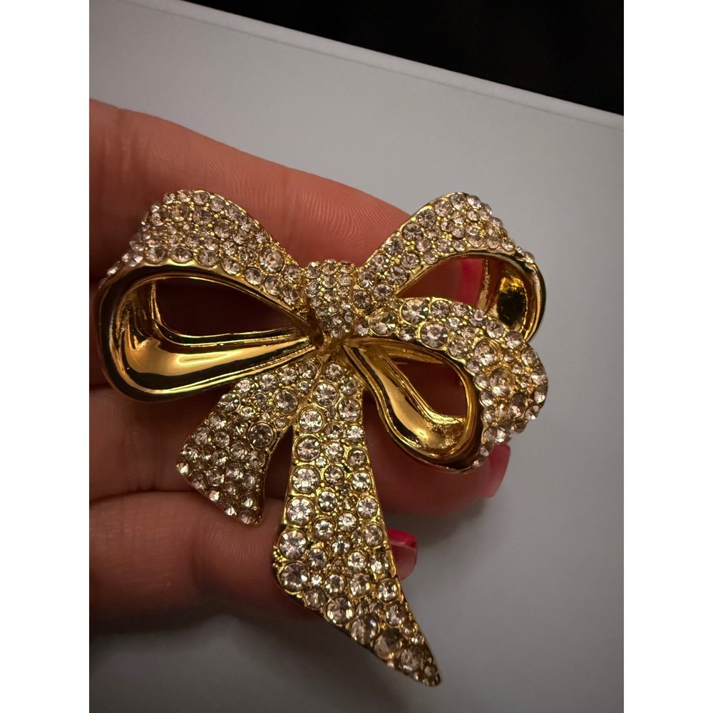 Talbots Gold Tone Pave Crystal Ribbon Bow Brooch Pin Vintage Style Statement